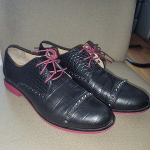 Pink and black spiked oxford
